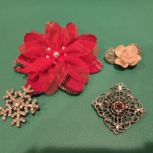 Vintage mixed brooch pin 4 lot  - silvertone, rhinestone, fabric, faux pearl
